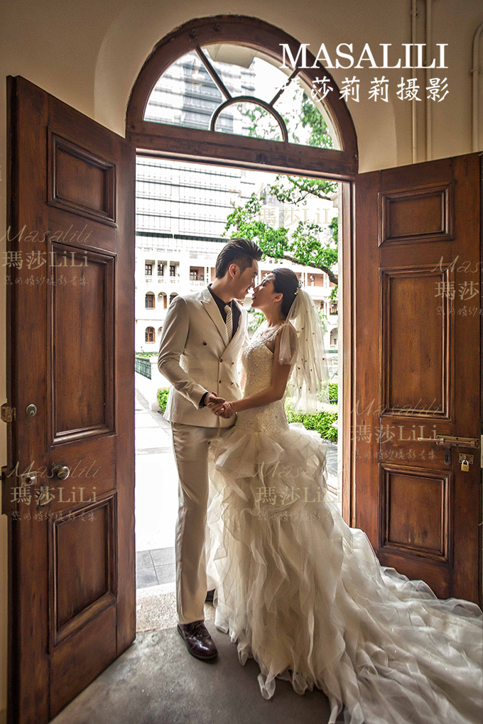 刘先生&顾小姐夫妇香港维多利亚港婚纱照                                                                                                                          深圳婚纱摄影玛莎LiLi出品