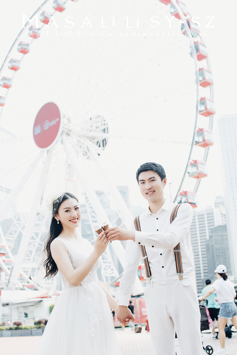 凌先生夫妇 幸福浪漫香港旅拍婚纱照             拍摄场景香港石澳海景维多利亚港夜景婚纱照瑪莎莉莉出品