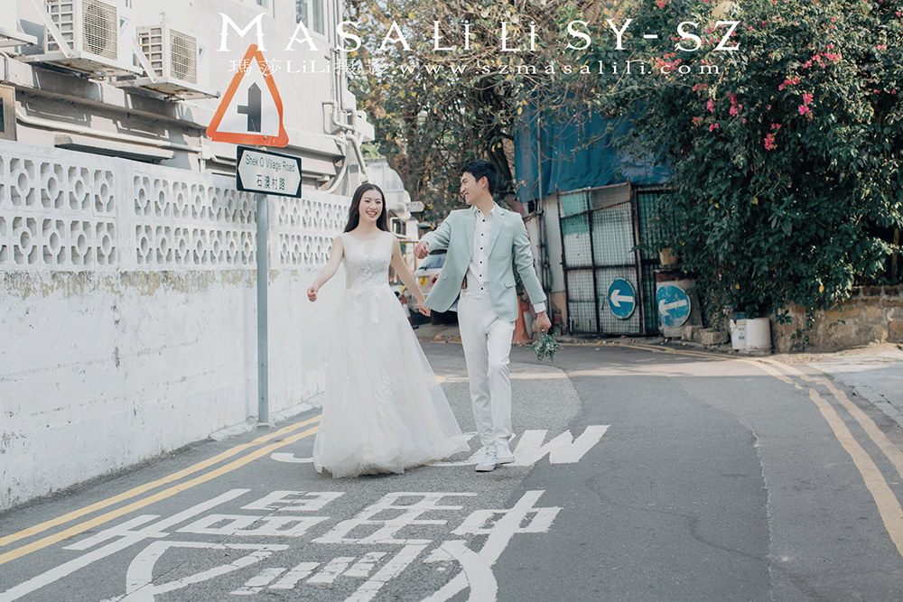 凌先生夫妇 幸福浪漫香港旅拍婚纱照             拍摄场景香港石澳海景维多利亚港夜景婚纱照瑪莎莉莉出品