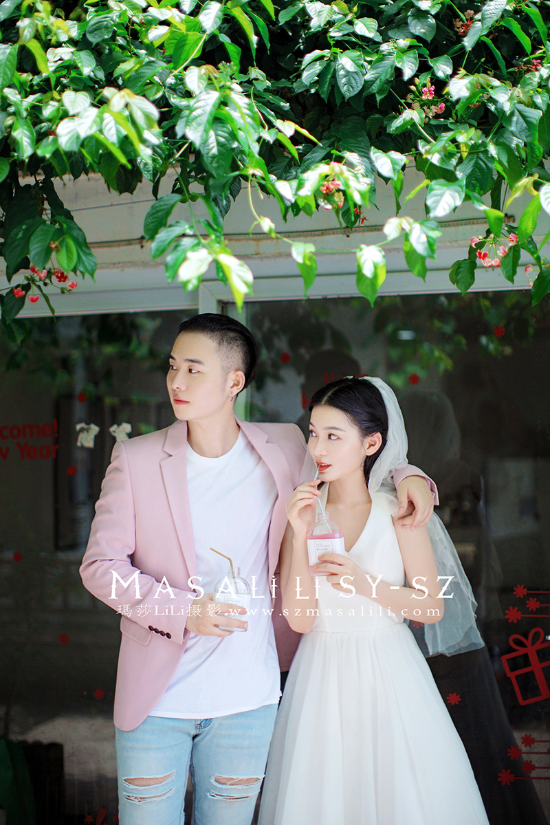 杨先生&小玉夫妇街拍小清新婚纱照                        深圳婚纱摄影工作室玛莎莉莉摄影出品