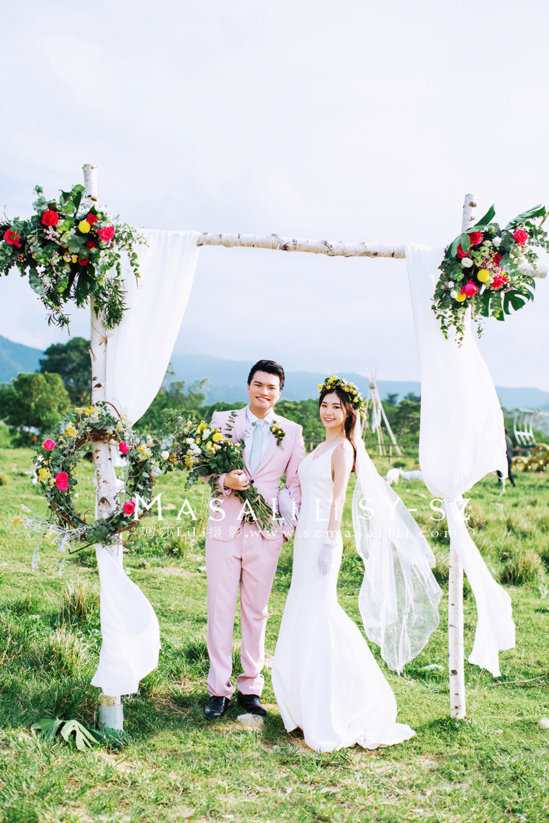 曾先生&郑小姐夫妇青青牧场旅拍婚纱照                        深圳婚纱摄影摄影工作室玛莎莉莉摄影出品