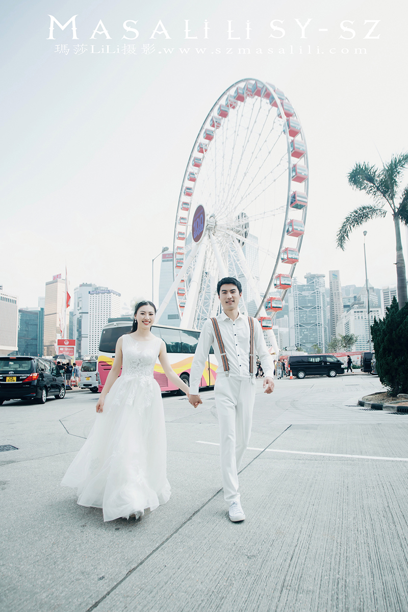 凌先生夫妇 幸福浪漫香港旅拍婚纱照             拍摄场景香港石澳海景维多利亚港夜景婚纱照瑪莎莉莉出品