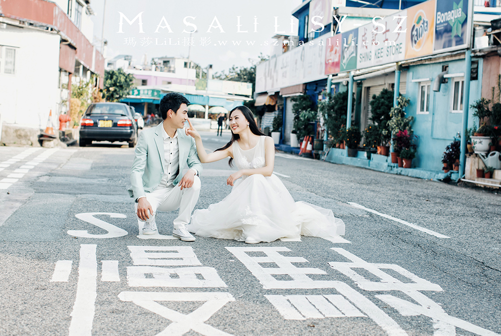 凌先生夫妇 幸福浪漫香港旅拍婚纱照             拍摄场景香港石澳海景维多利亚港夜景婚纱照瑪莎莉莉出品