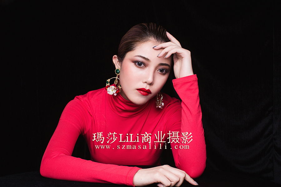 时尚形象照                                   深圳创意形象照企业老总形象照摄影