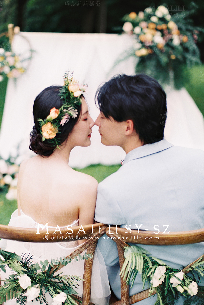 陈先生&刘小姐夫妇电影胶片婚纱照                               菲林婚纱摄影创意婚纱照