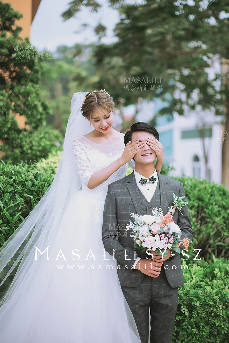 江小姐&李先生夫妇                                  欧式简约婚纱照