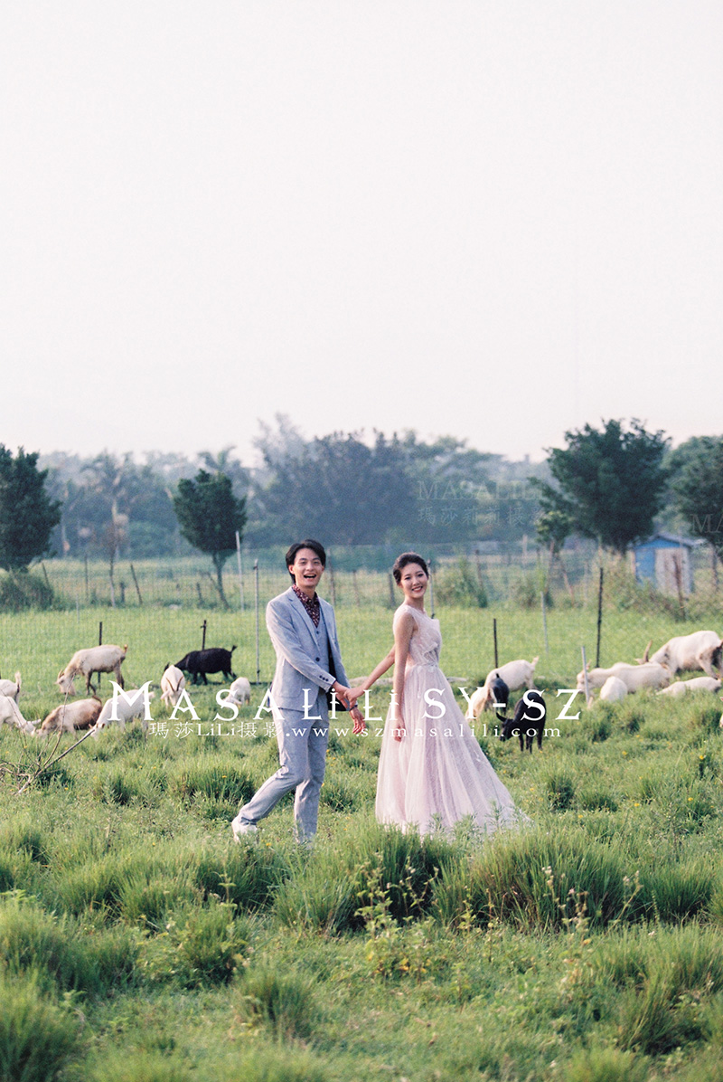 陈先生&刘小姐夫妇电影胶片婚纱照                               菲林婚纱摄影创意婚纱照