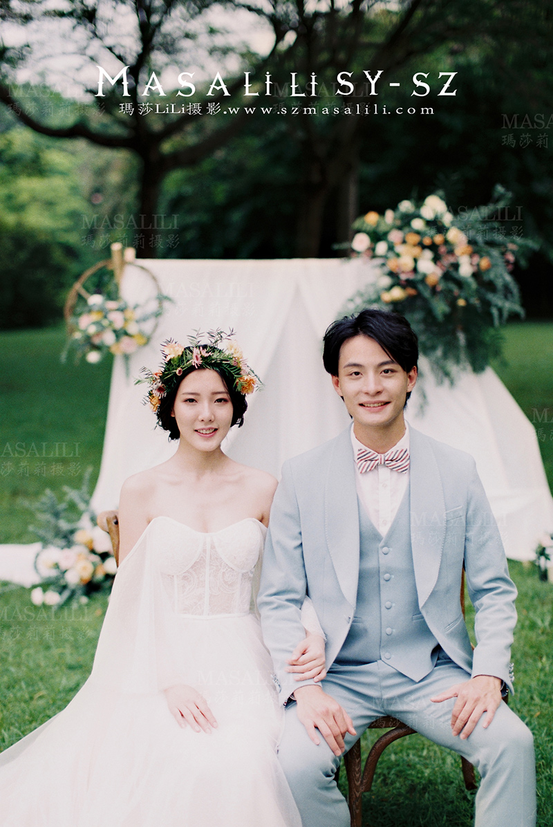 陈先生&刘小姐夫妇电影胶片婚纱照                               菲林婚纱摄影创意婚纱照