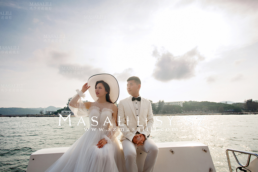 朱小姐夫妇／唯美大气花田游艇婚纱照                          旅游婚纱摄影瑪莎LiLi出品