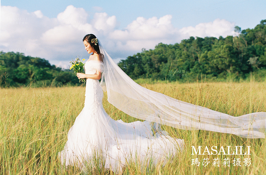 王小姐夫妇      电影胶片婚纱照