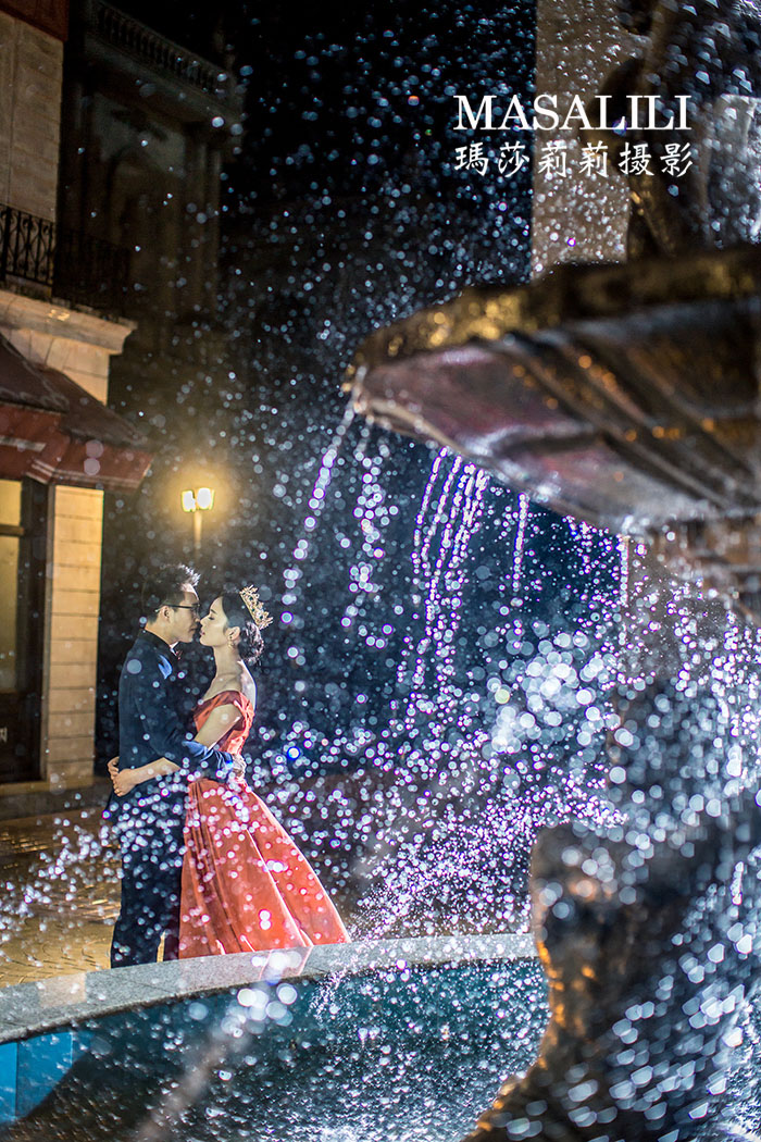 牛先生&王小姐欧洲城堡婚纱照                                                                                                                                                                                                 下雨天创意大片深圳玫瑰小镇影视基地