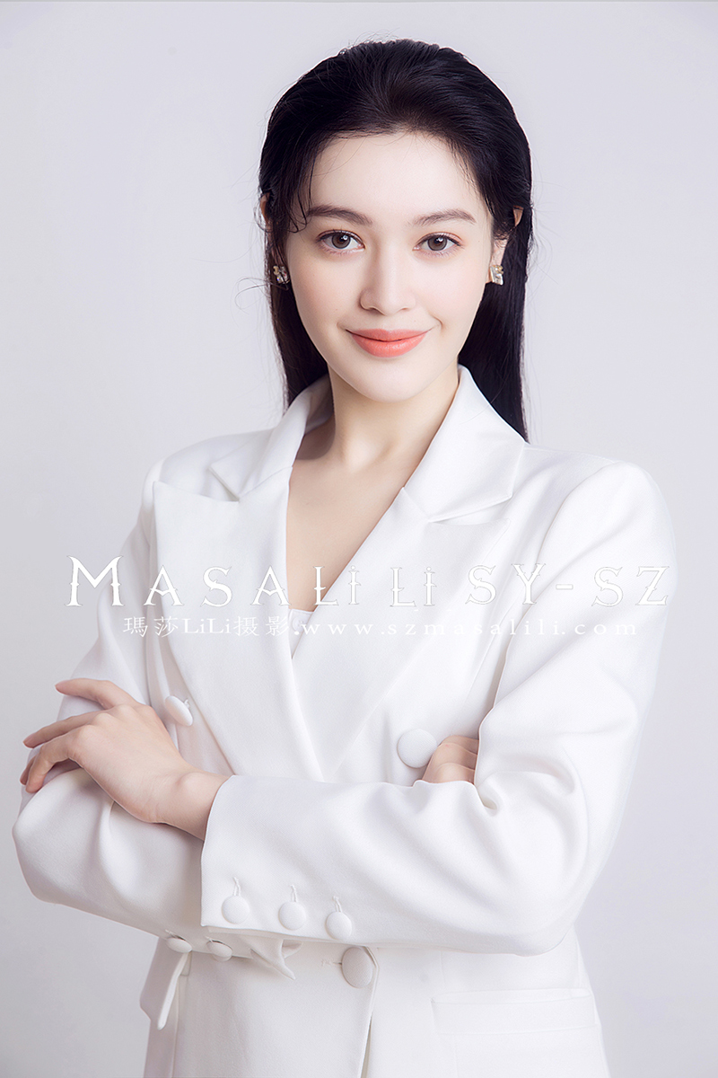 刘小姐时尚形象照