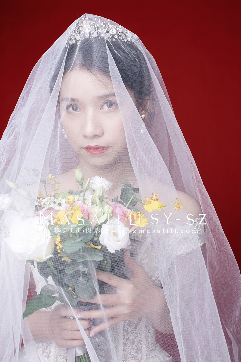 刘小姐夫妇青青牧场旅拍婚纱照