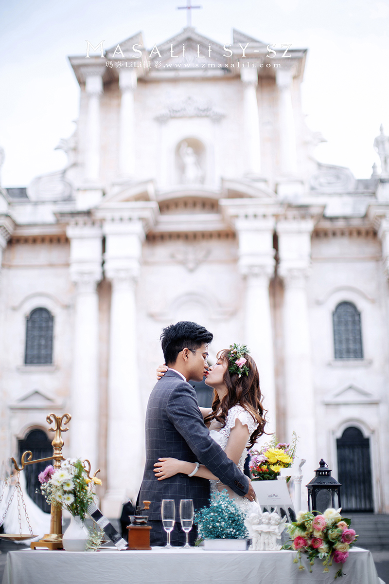 王小姐夫妇玫瑰小镇欧式城堡婚纱照