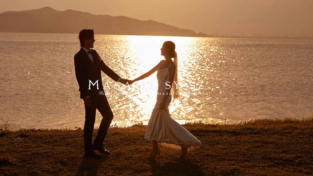 秦先生&范小姐夫妇深圳海景夕阳婚纱照