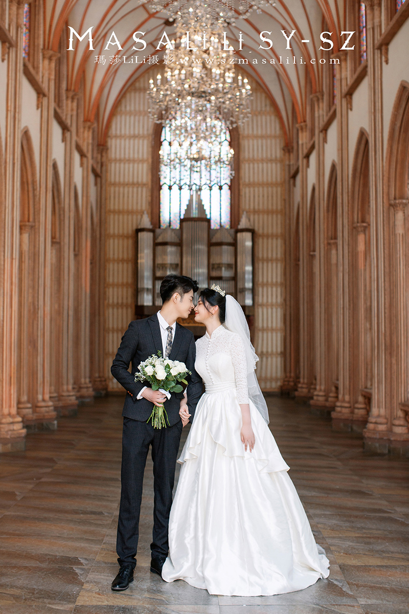 李先生&王小姐夫妇玫瑰小镇欧式城 海景森系小清新婚纱照