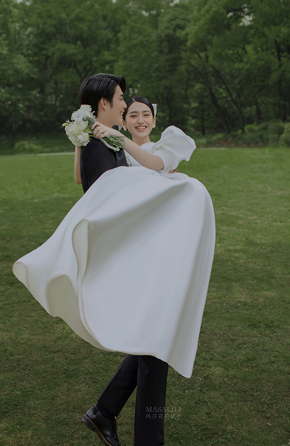 阳光森林                       深圳婚纱摄影工作室